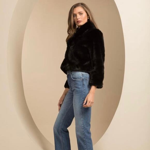 Bubish Cropped Faux Fur Jacket Black Size Large - Picture 2 of 10